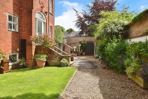 Photo 15- click for photo gallery